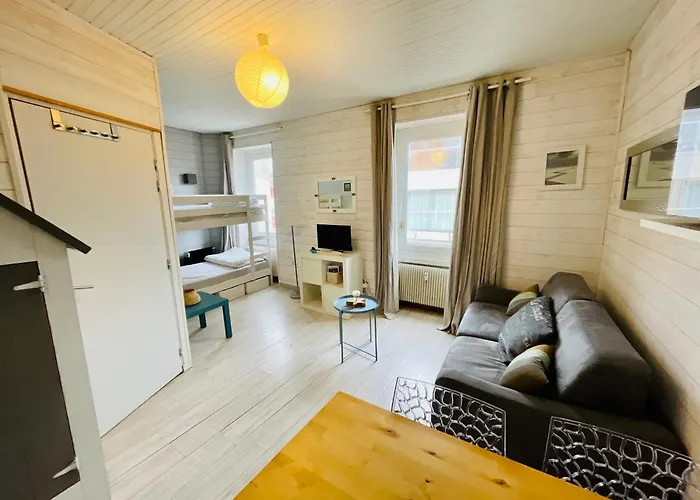 Appartement Newport à 50 M Du Marché Et Calme *